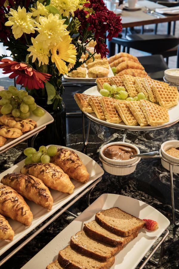 The Capital Melrose Hotel Johannesburg Bagian luar foto